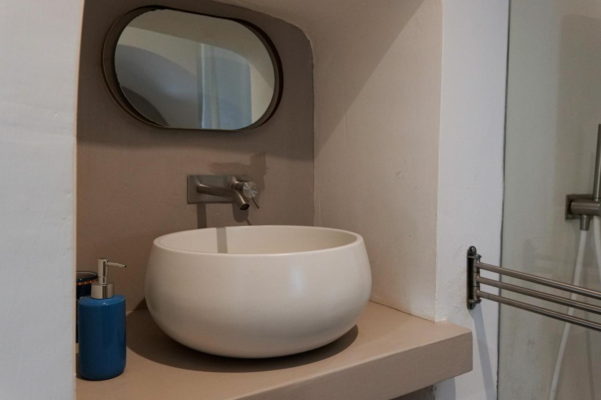 ロコロトンド Il Trullo Di Simona Bed & Breakfast エクステリア 写真