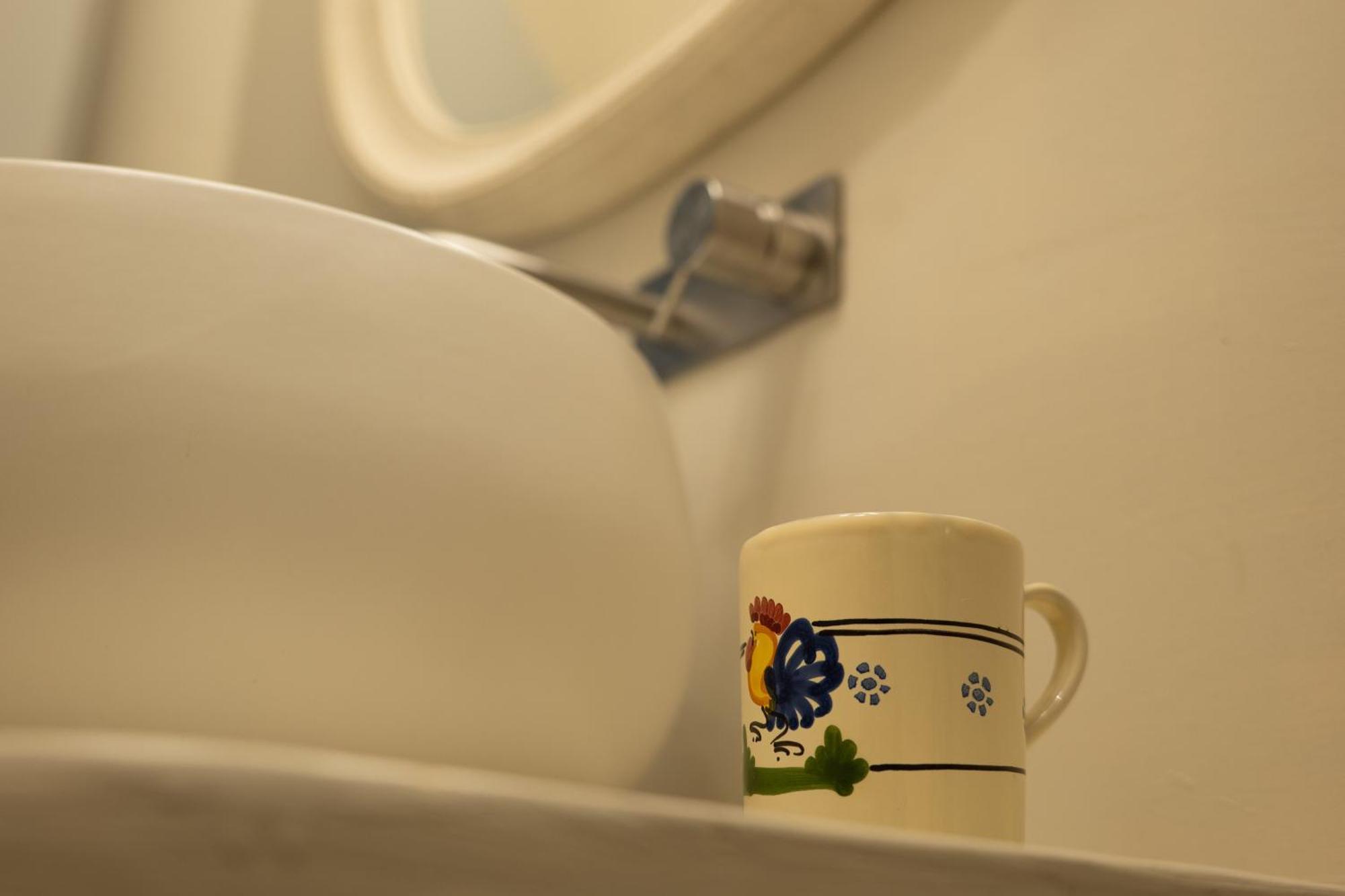 ロコロトンド Il Trullo Di Simona Bed & Breakfast エクステリア 写真