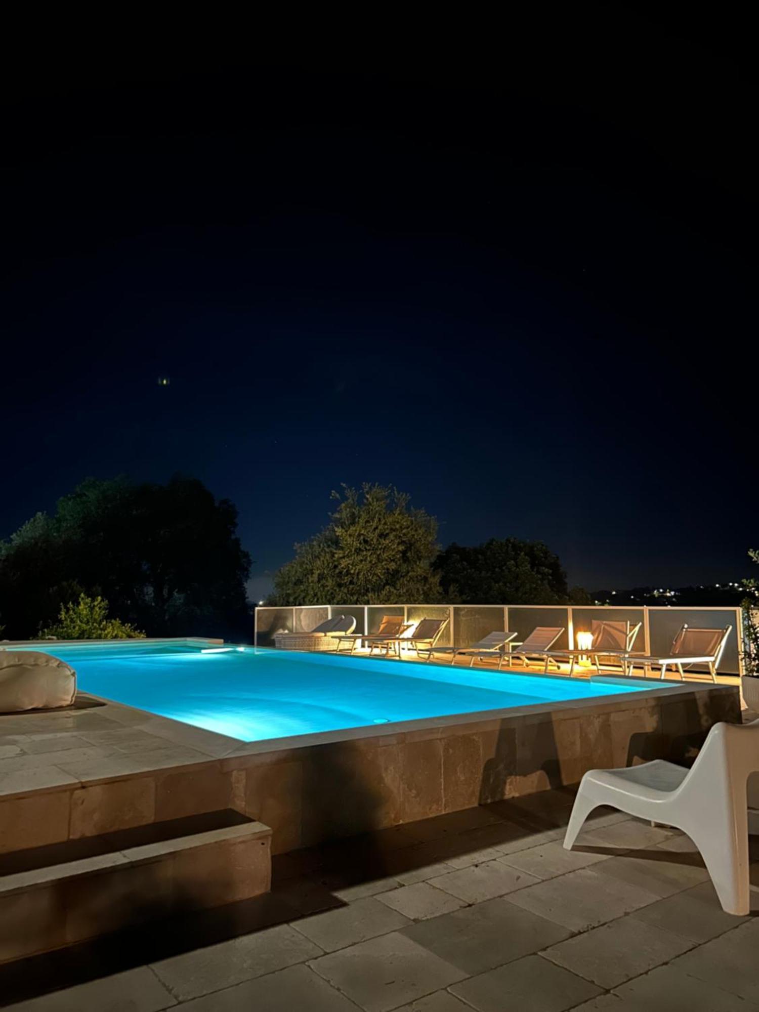 ロコロトンド Il Trullo Di Simona Bed & Breakfast エクステリア 写真