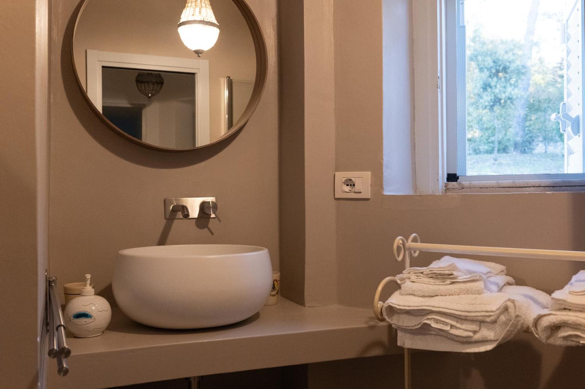 ロコロトンド Il Trullo Di Simona Bed & Breakfast エクステリア 写真